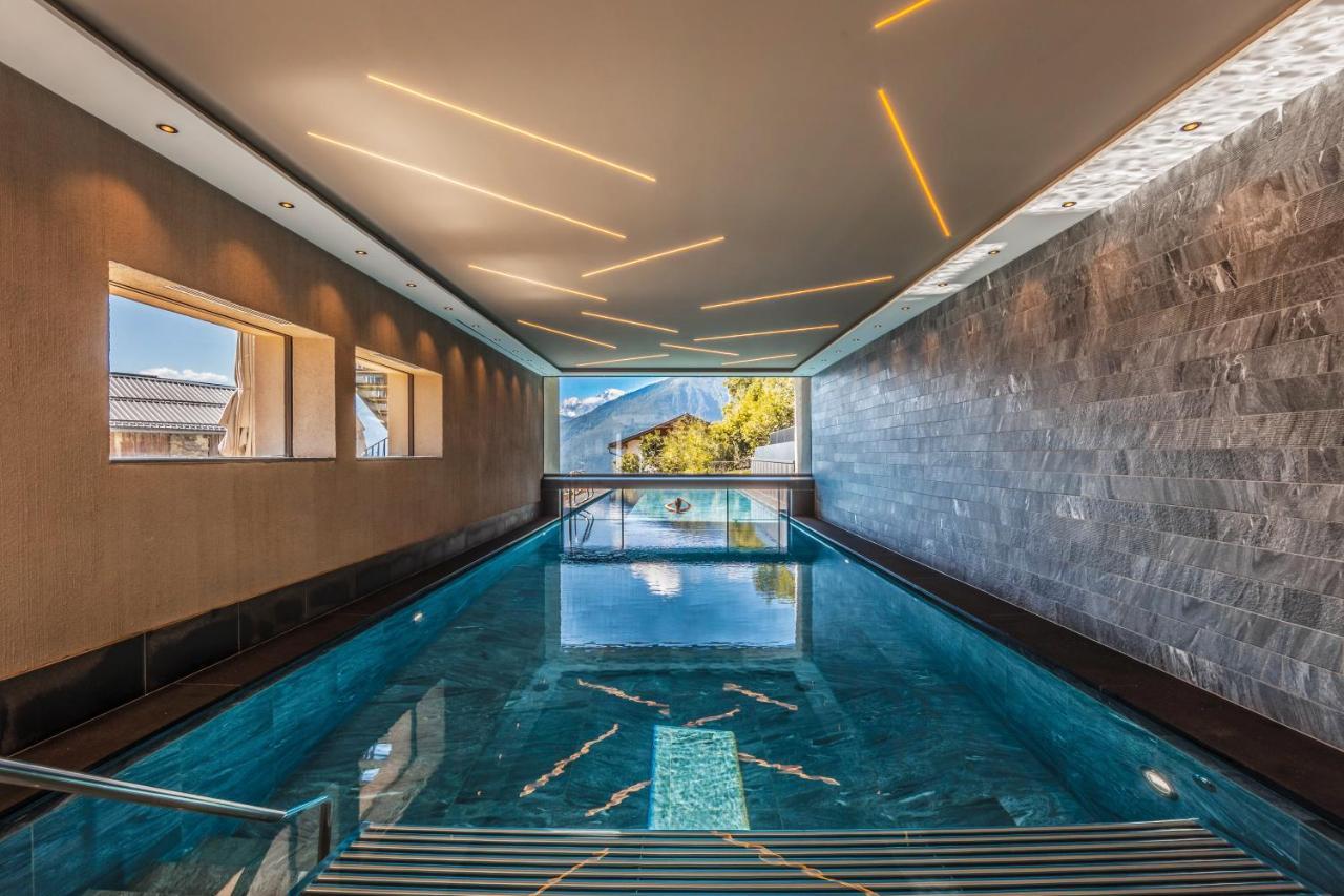 Maraias - Luxury Suites & Apartments Burgusio Esterno foto