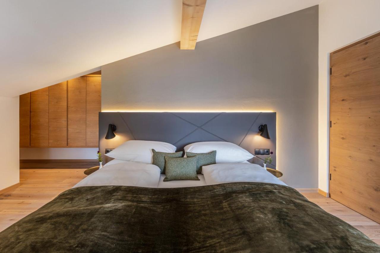 Maraias - Luxury Suites & Apartments Burgusio Esterno foto