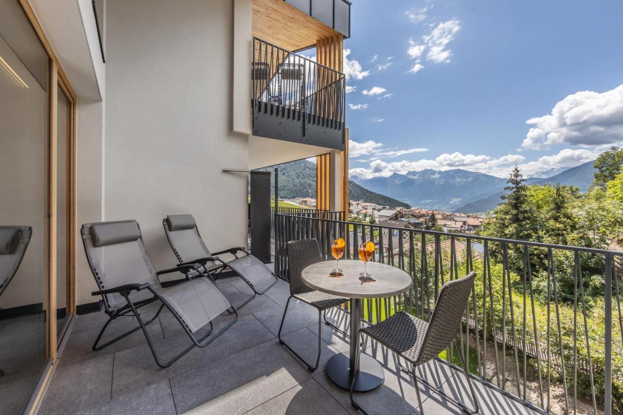 Maraias - Luxury Suites & Apartments Burgusio Esterno foto
