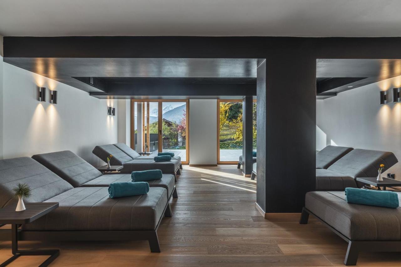 Maraias - Luxury Suites & Apartments Burgusio Esterno foto