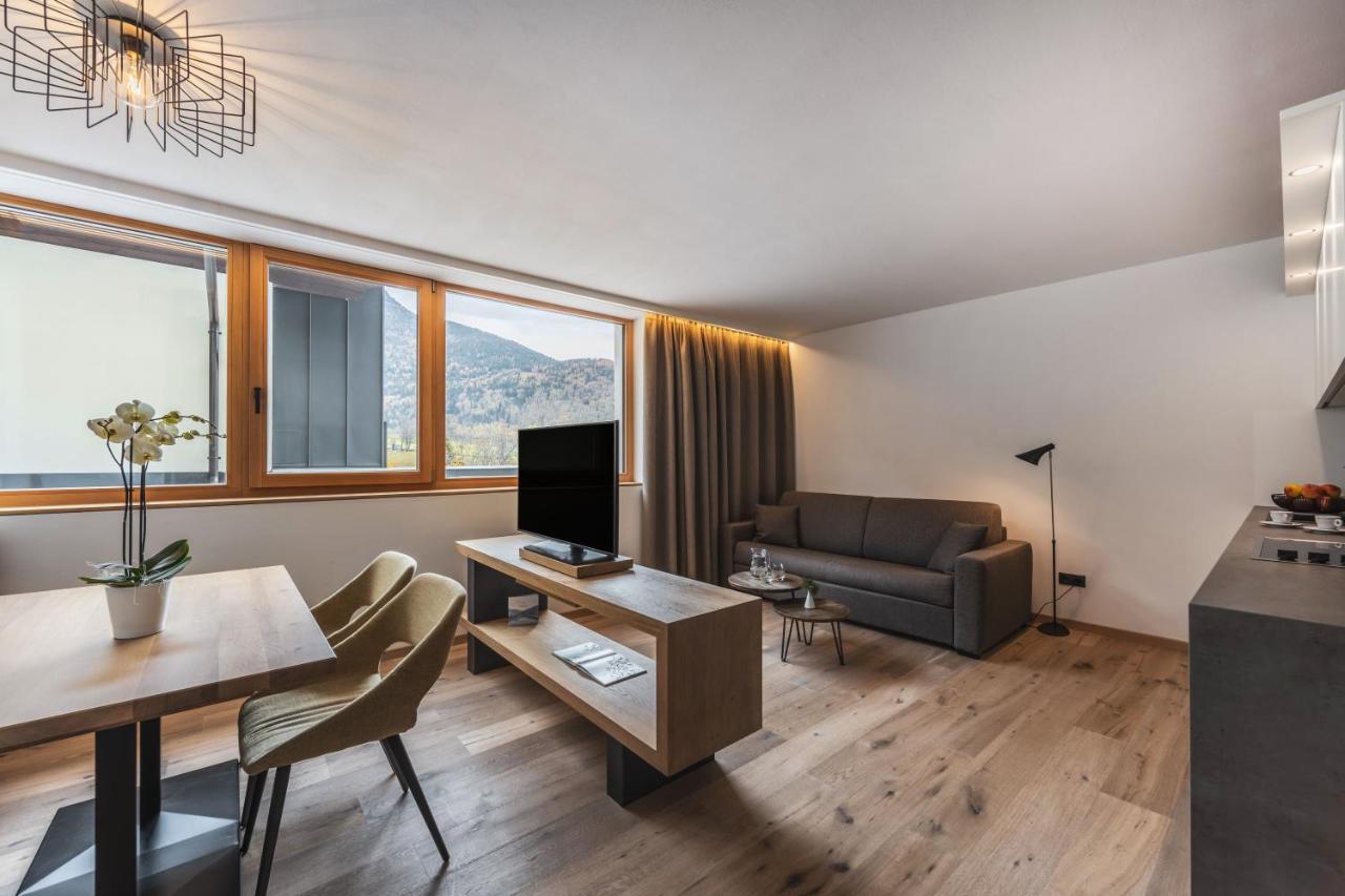 Maraias - Luxury Suites & Apartments Burgusio Esterno foto