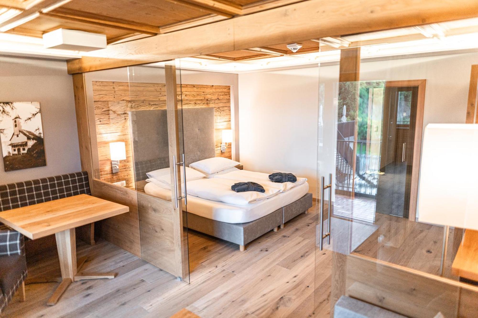 Maraias - Luxury Suites & Apartments Burgusio Esterno foto