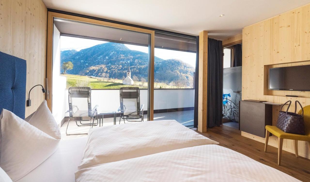 Maraias - Luxury Suites & Apartments Burgusio Esterno foto
